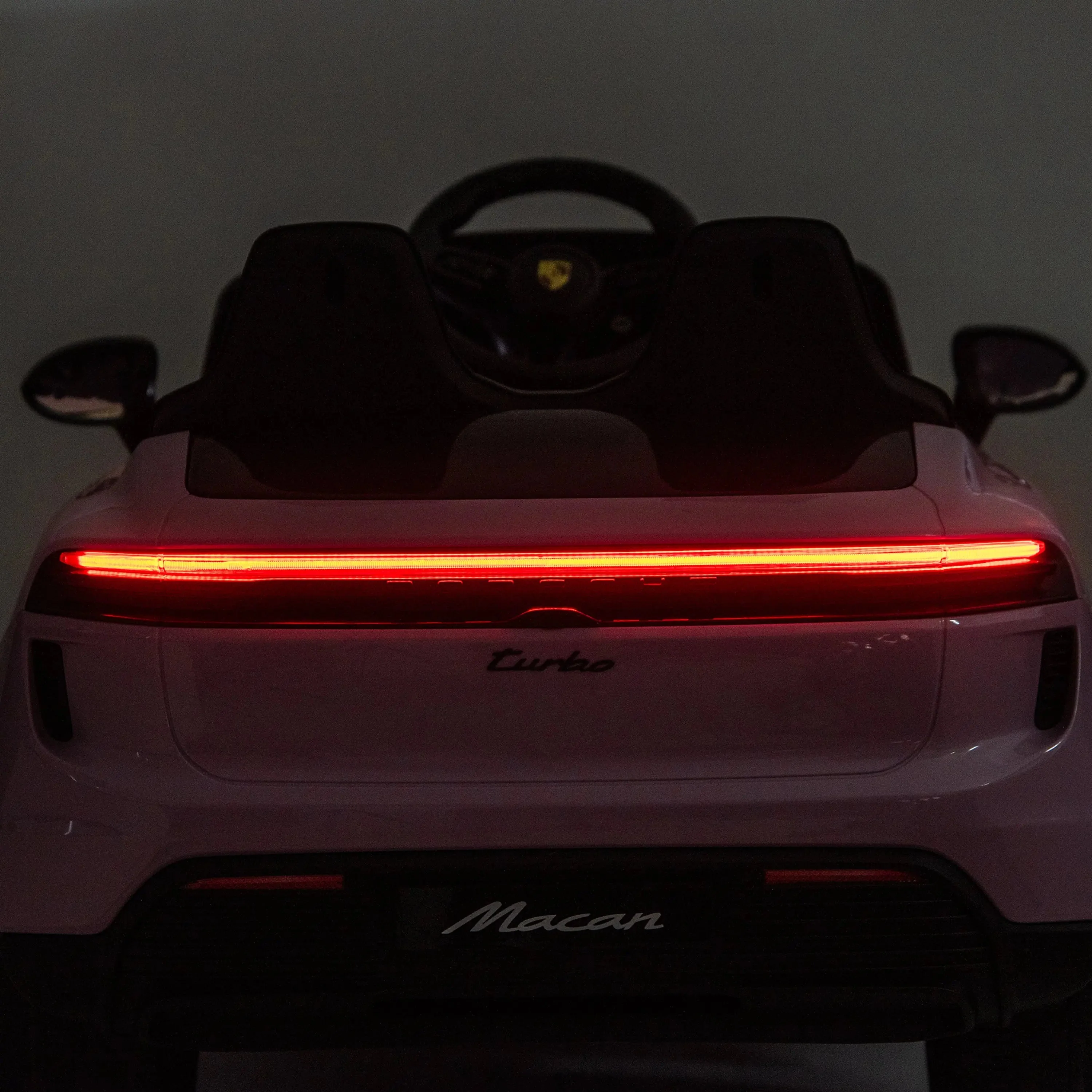 24V Porsche Macan Turbo EV Ride on - Image 10