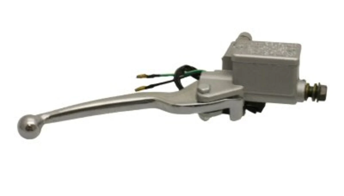 Front Right Master Cylinder - No Mirror Mount - Image 3