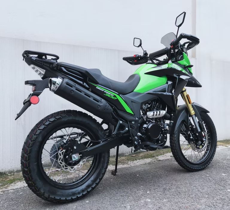 Cross Country 300 Dual Sport Enduro, BOSCH EFI, Water Cooled, 6-speed, Balanced Shaft Engine, Electric Start, 34.6 inch Seat Height, Bluetooth Speakers - Image 10