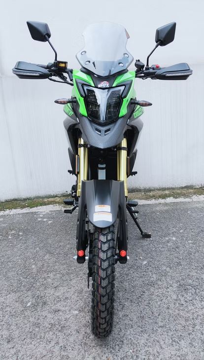 Cross Country 300 Dual Sport Enduro, BOSCH EFI, Water Cooled, 6-speed, Balanced Shaft Engine, Electric Start, 34.6 inch Seat Height, Bluetooth Speakers - Image 13