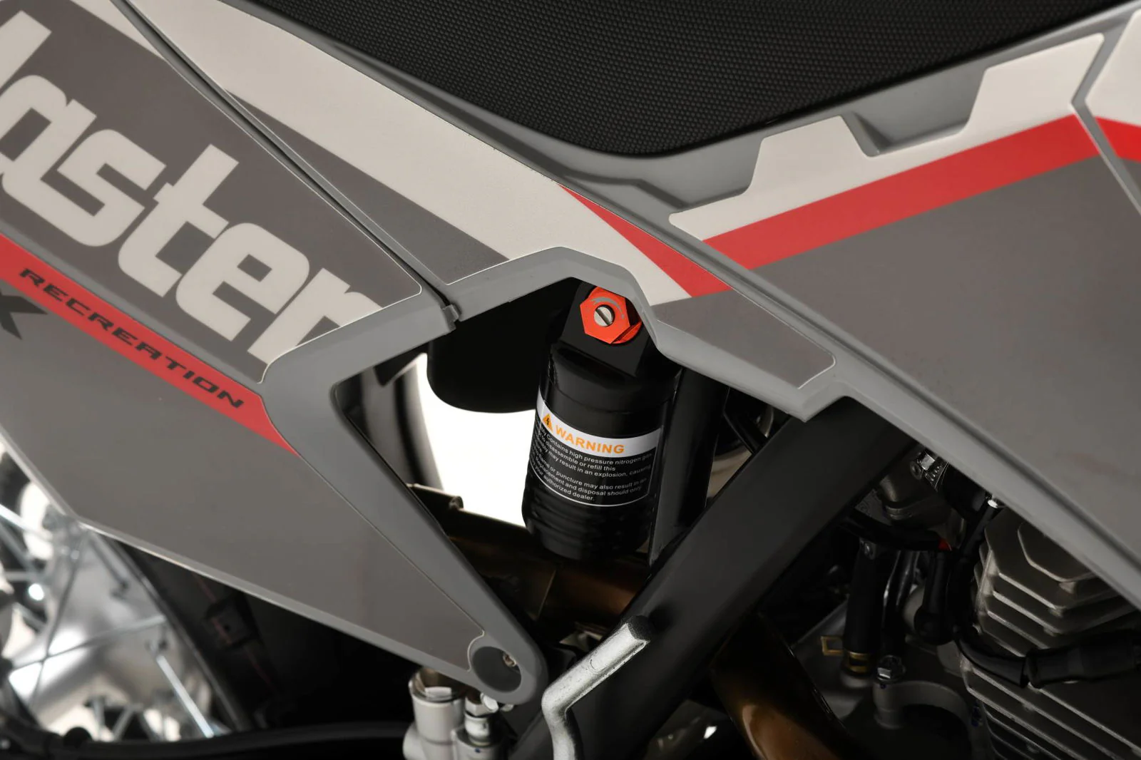 TrailMaster MX250-Pro Dirt Bike, 5-Speed Manual, Dual Disc Brakes, Electric Start (21/18) Wheels - Image 24
