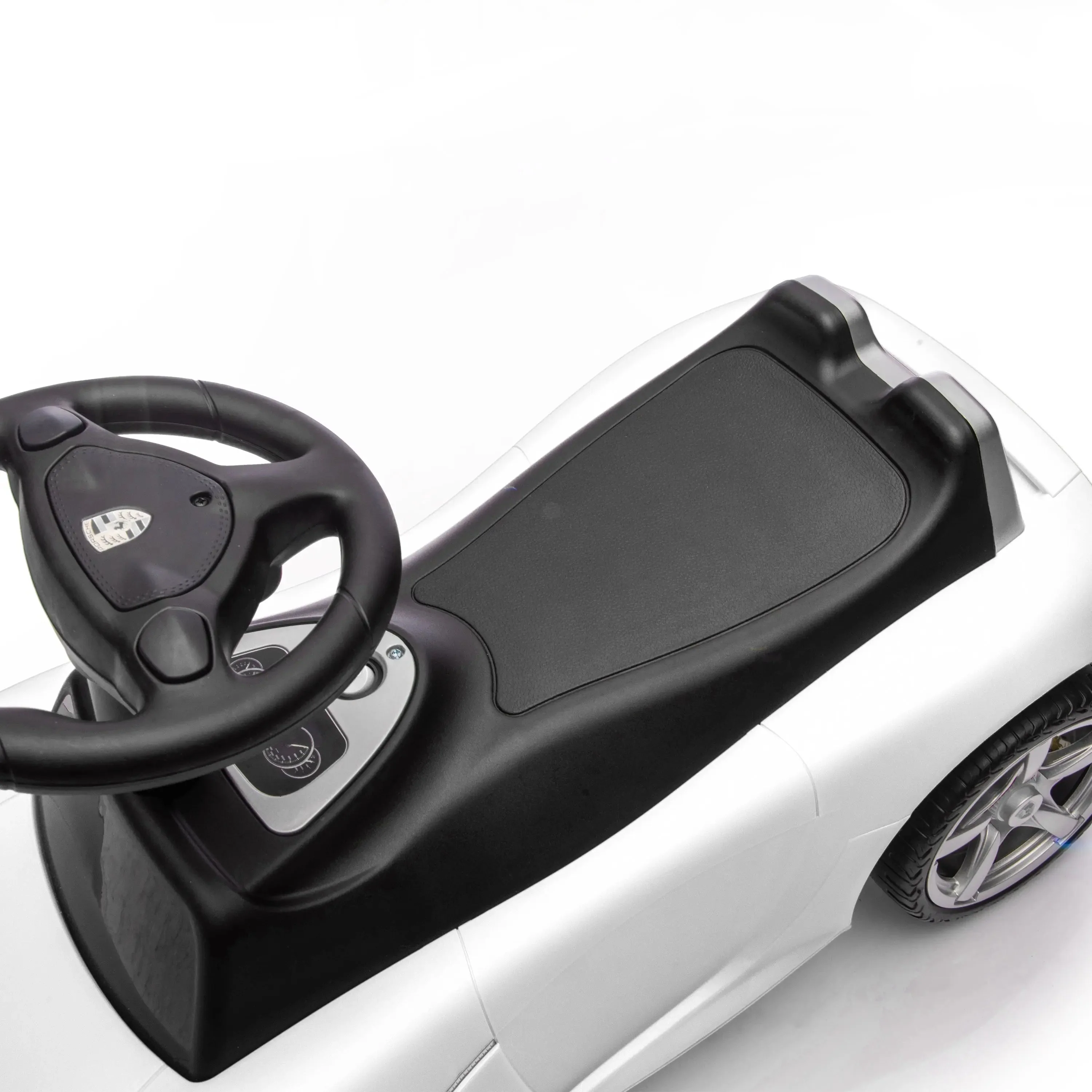 Porsche 911 Carrera GT Foot-to-Floor Ride-On - Image 13