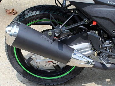 Razor 250 Street Sport Motorcycle, 5-Speed Manual, 17-inch Wheels - Image 12