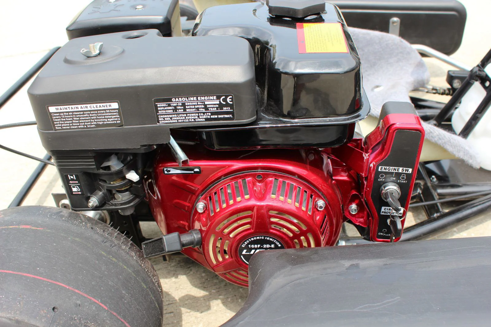 Roadrat TAG Adult Race Go Kart, Electric Start - Image 5