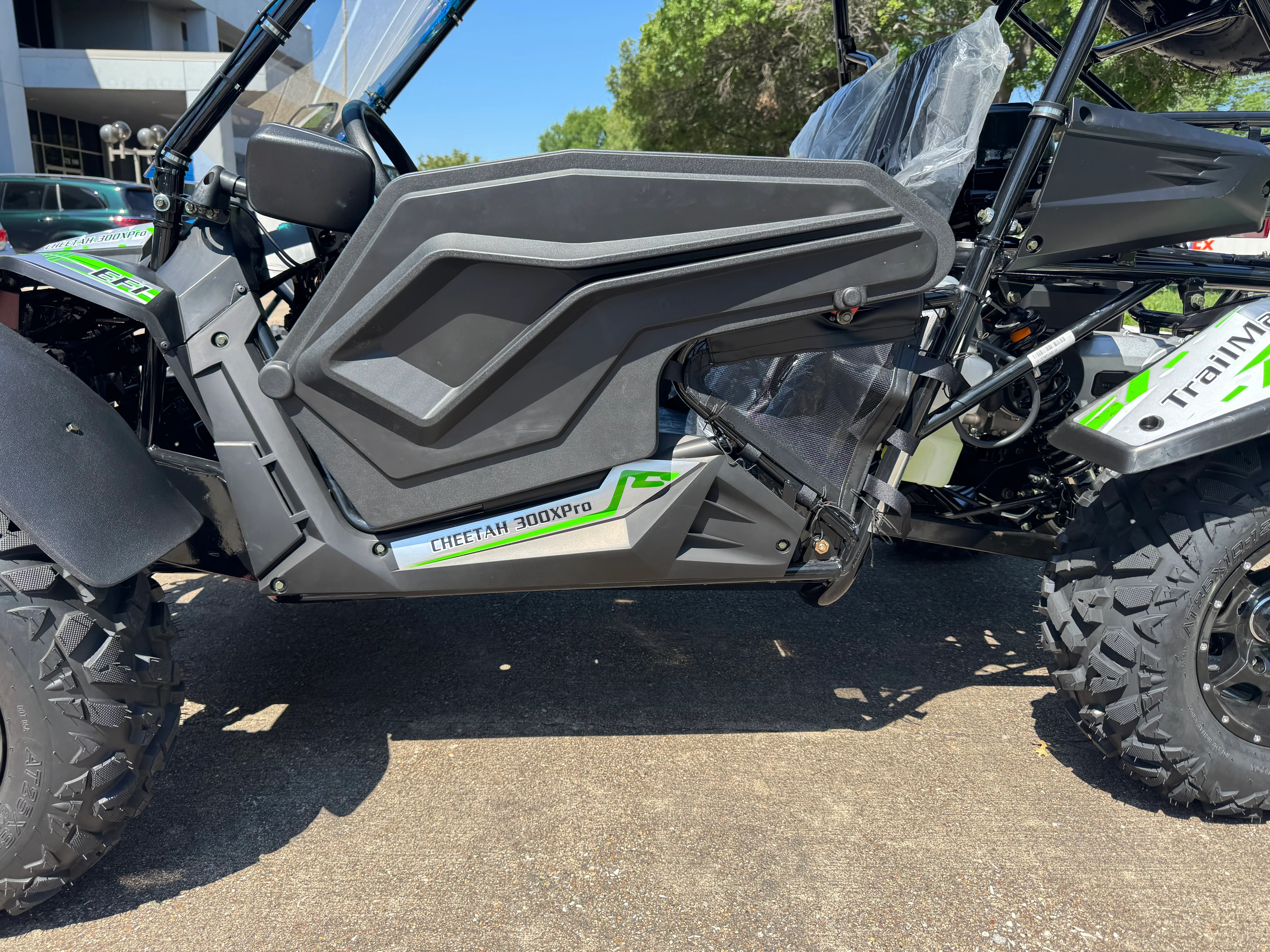 TrailMaster Cheetah 300Pro EFI Deluxe UTV Go Kart, Shaft Drive, Liquid Cooled CVT Auto with Reverse, Side Doors, Hard Top, Windshield, LED Light Bar - Image 22