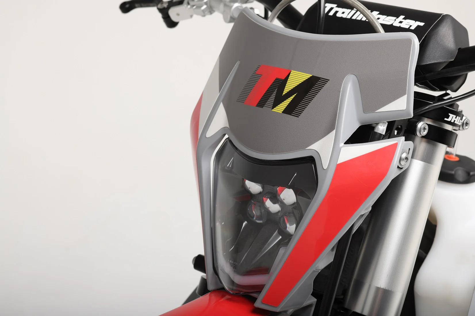 TrailMaster LX250 Dirt Bike, 6-Speed Manual, Dual Disc Brakes, Electric Start with Kick backup, (21/18) Wheels - Image 16