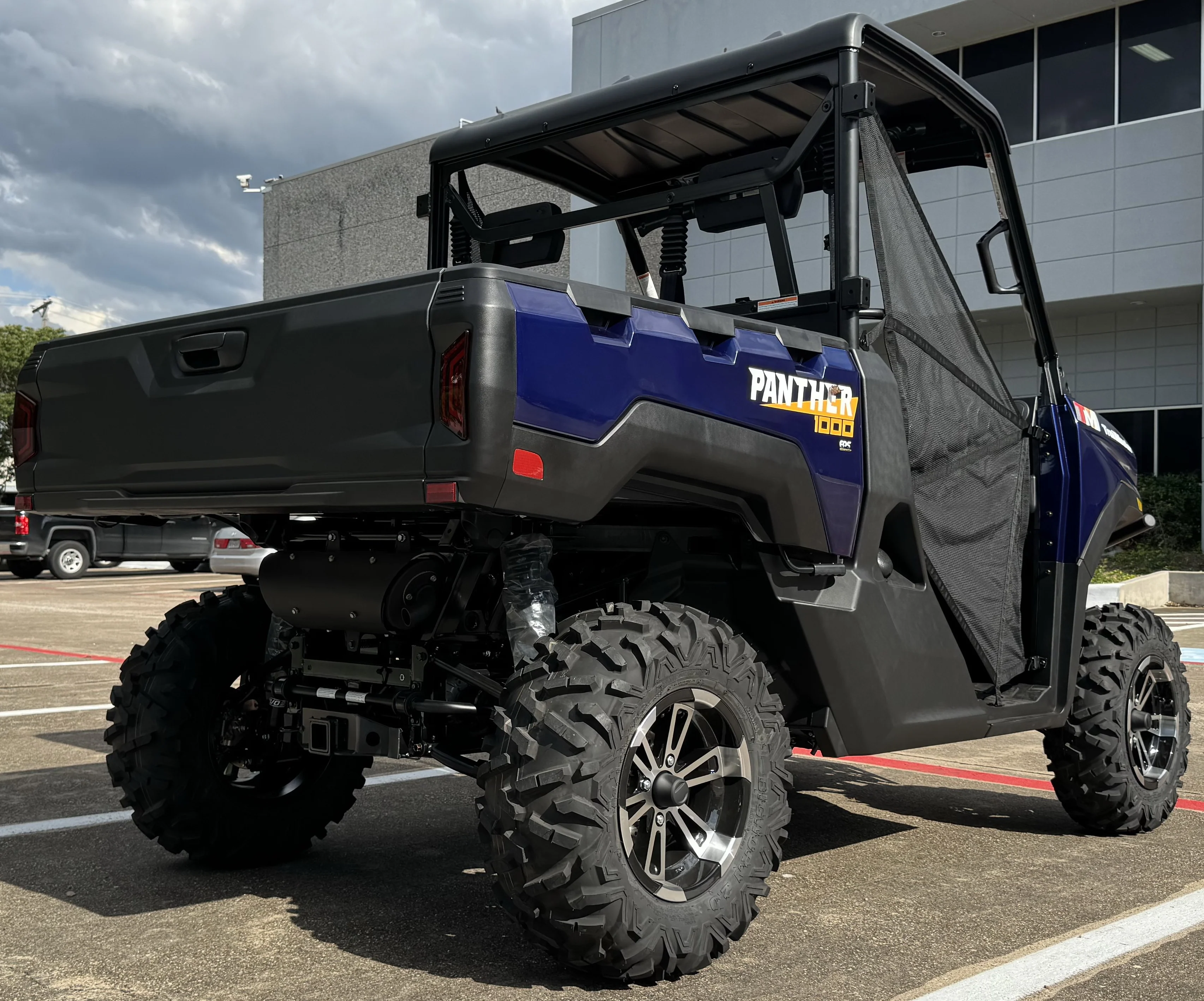 TrailMaster Panther 1000 UTV, 4X4, Larger Body, Electronic Power Steering, Heavy Duty Suspension, 83hp V-twin EFI Engine, High Low Range Automatic Trans, CA Legal - Image 12