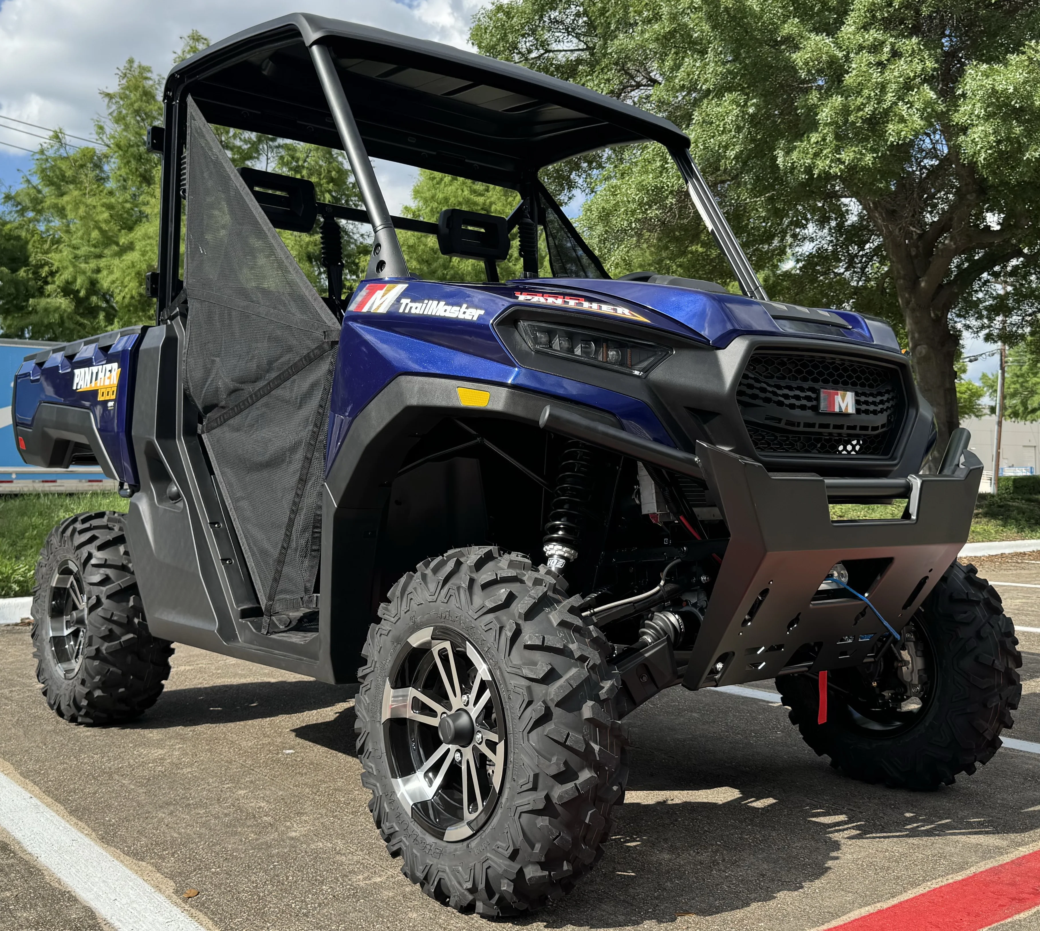 TrailMaster Panther 1000 UTV, 4X4, Larger Body, Electronic Power Steering, Heavy Duty Suspension, 83hp V-twin EFI Engine, High Low Range Automatic Trans, CA Legal - Image 3