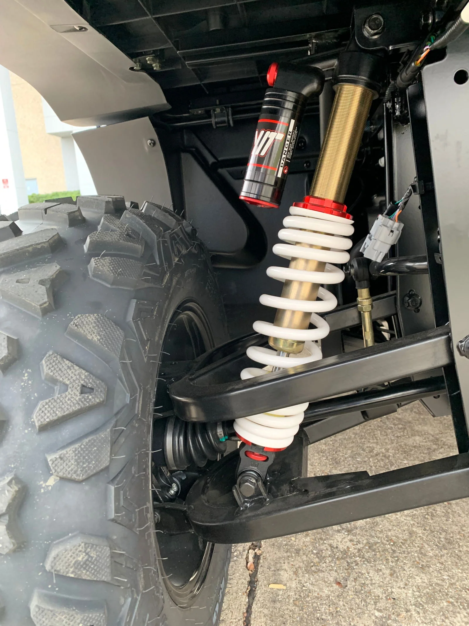 TrailMaster Panther 550 UTV, 4X4, Larger Body, Heavy Duty Suspension, 34hp, EFI, High Low Range Automatic Trans, CA Legal - Image 9