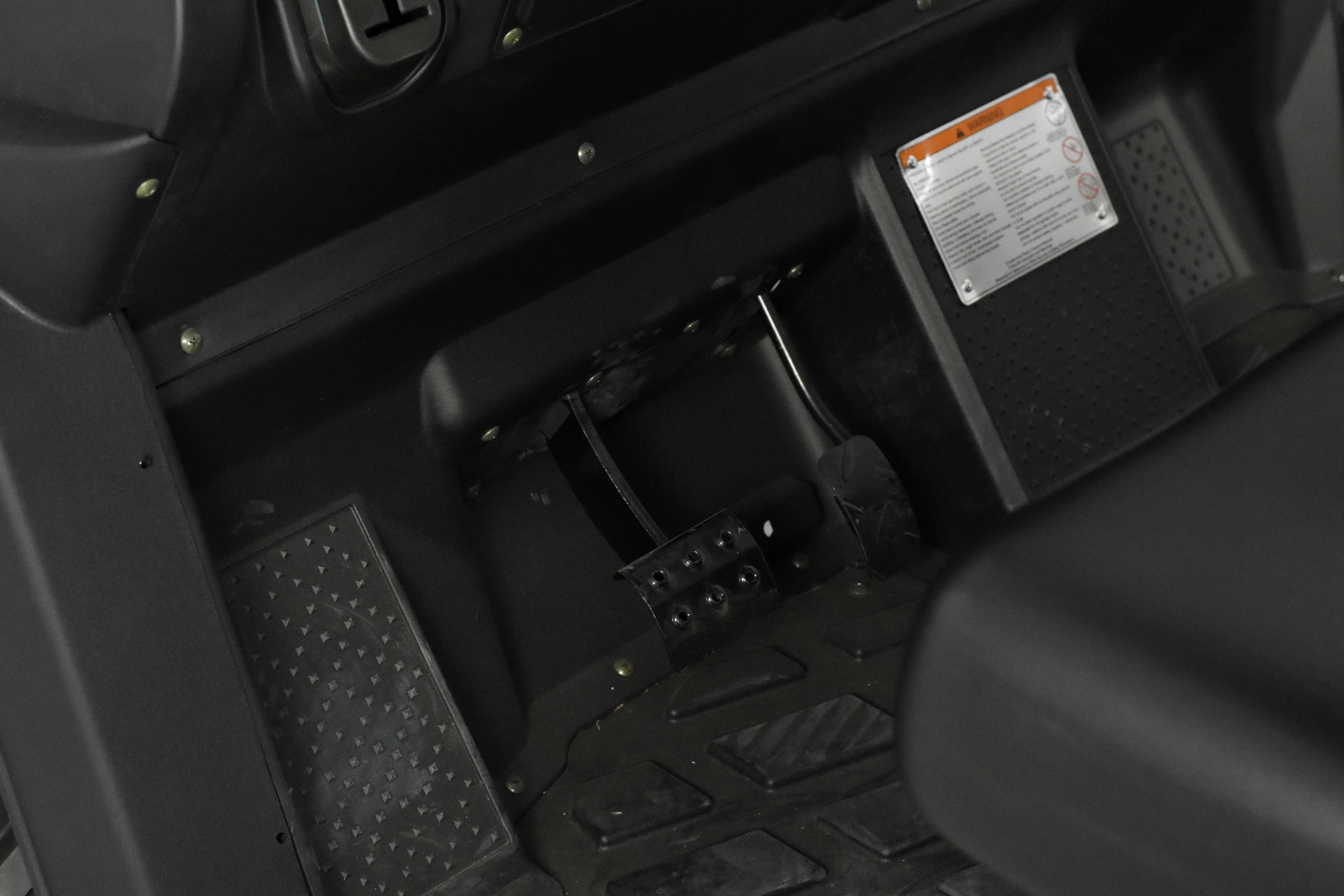 TrailMaster Taurus 450GX Gas Golf Cart, 26hp EFI Engine, 2x4/4x4 H/L Gear with Locking Differential - Image 40