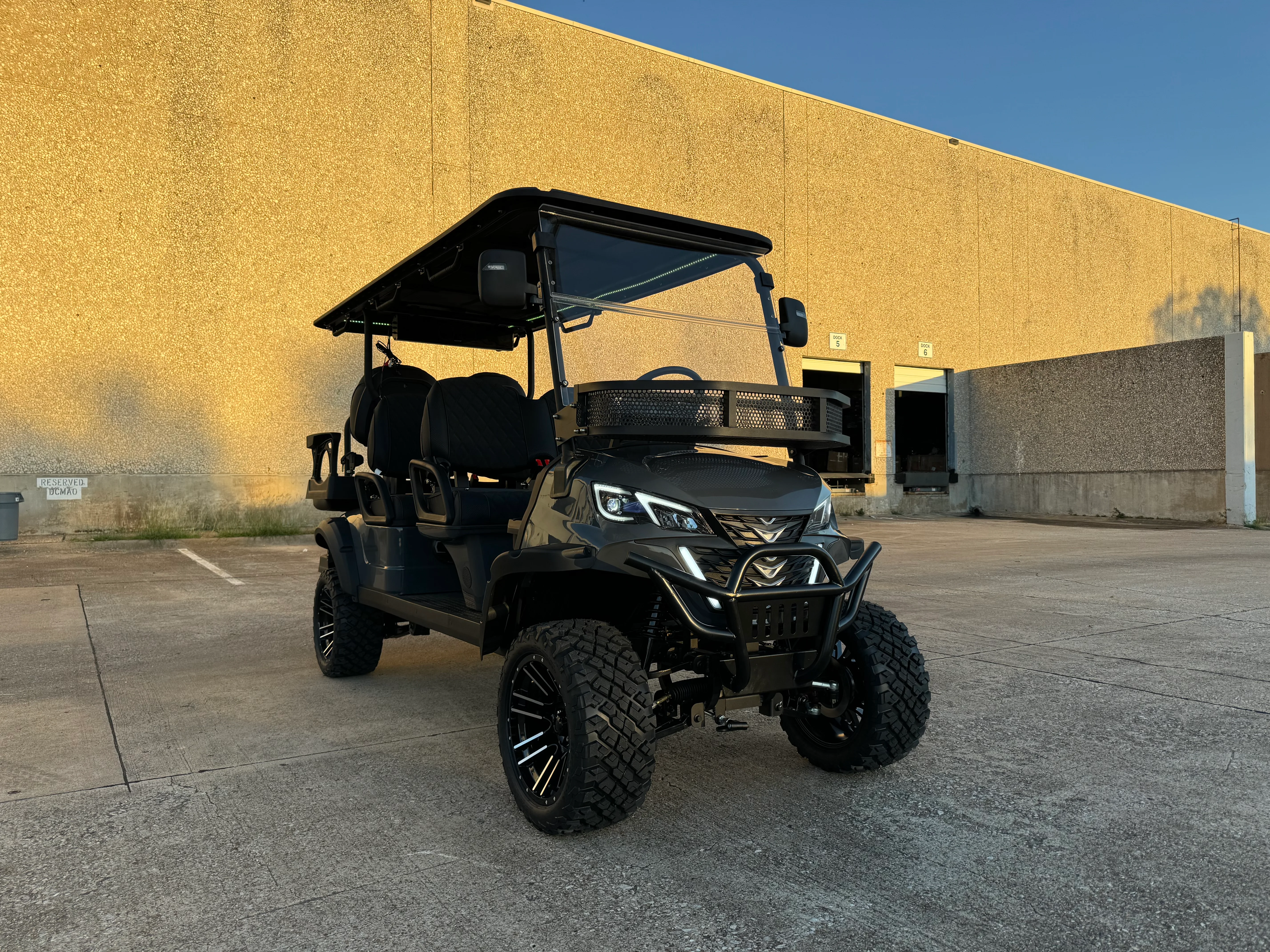 TrailMaster TBM X6 6-seater Electric Golf Cart, 5kW Lithium Battery - Image 16