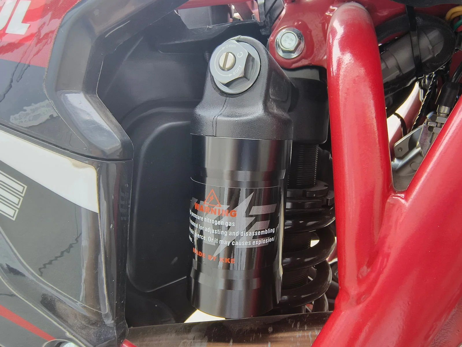 TrailMaster TM38EX 300 Dirtbike 31hp, 6-Speed Manual, Liquid Cooled, Fuel Injected - Image 11