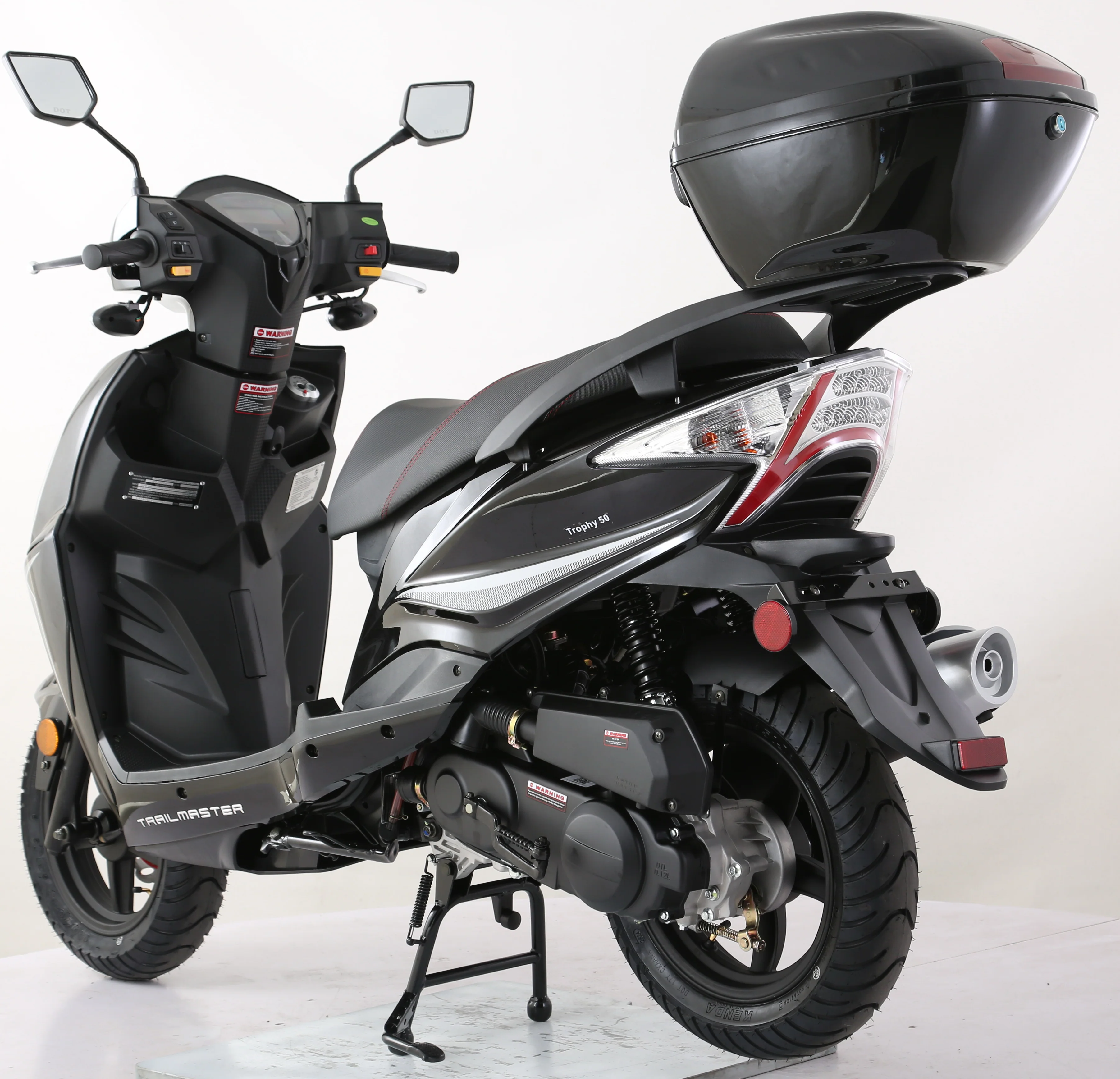 TrailMaster Trophy 150cc Street Scooter - Image 10