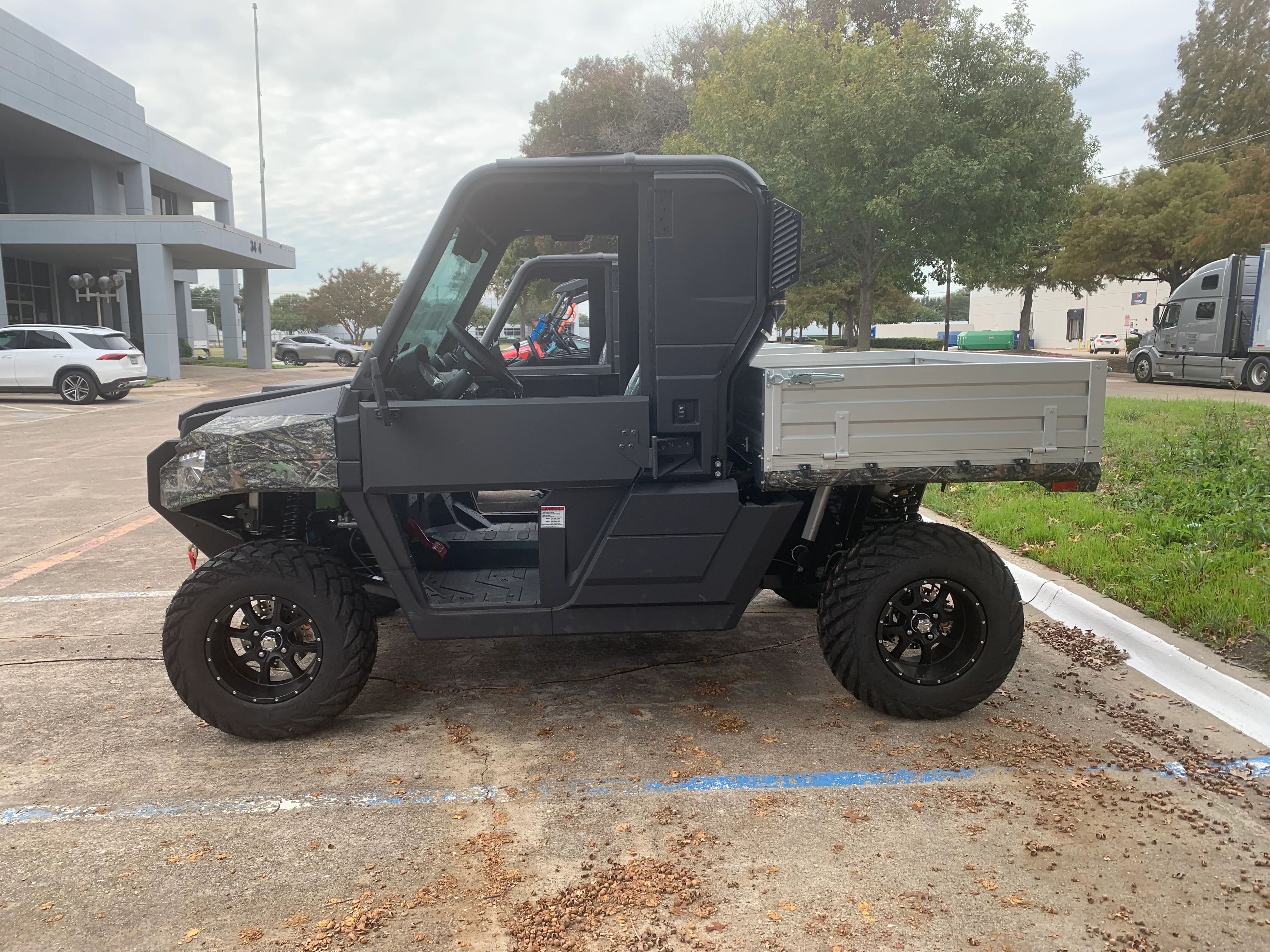 TrailMaster WorkCross 1000 UTV Side by Side, 85hp V-Twin EFI Engine, 2x4/4x4, Limited Slip, Differential Lock Mode - Image 6