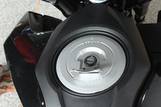 Vader 125cc Motorcycle, 4-Speed Manual, Hydraulic Disc Brakes, 12-inch Wheels - Image 15